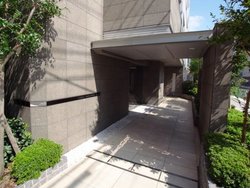 コスモ中野弥生リベディア 建物画像1