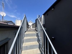 グリーンビュー都立大学 建物画像1