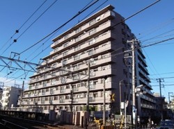 ファミール池袋本町 建物画像1