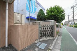 クリオ三鷹弐番館 建物画像1