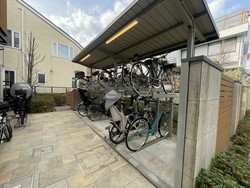 トワイズ成城 建物画像1