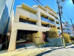 オープンレジデンシア北参道ザ・ハウス 建物画像1