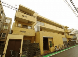マック大久保コート 建物画像1