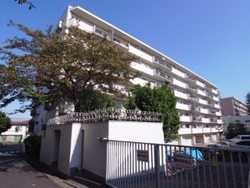 上用賀パークマンション 建物画像1