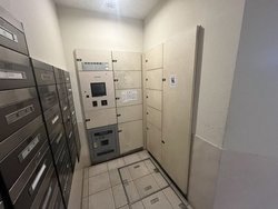 クリオ新宿戸山壱番館 建物画像1