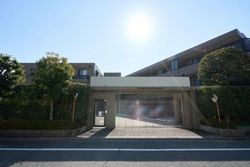 ライオンズマンション馬事公苑パークサイド 建物画像1
