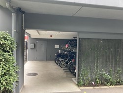西麻布ホームズ 建物画像1