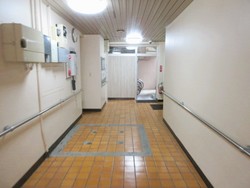 ロイヤルハイツ都 建物画像1