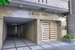 アール・ケープラザ横濱6 建物画像1