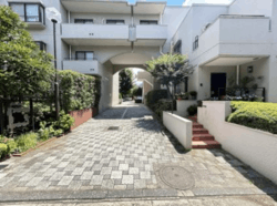 上用賀タウンホーム 建物画像1