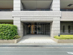 ナイスアーバン二子多摩川 建物画像1