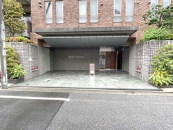 ヴァリウス代沢 建物画像1