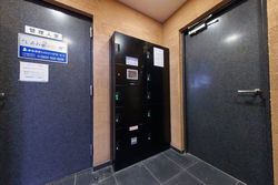 コアマンションフリージオ上野 建物画像1