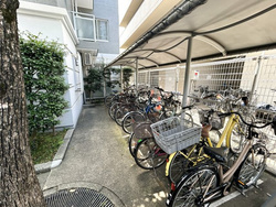 ハウス豊玉南 建物画像1