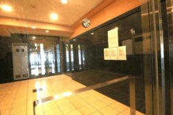 ドメイン東新宿 建物画像1