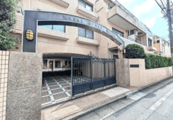 ロイヤルプラザ目白 建物画像1