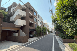 グランシャトレ駒込曙町 建物画像1