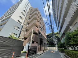 トリニティーハウス三田 建物画像1