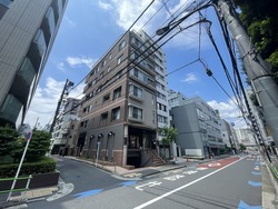 トリニティーハウス三田 建物画像1