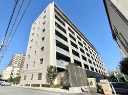 ローレルコート赤羽 建物画像1