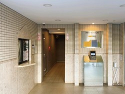 ファミール三鷹グランデージ 建物画像1
