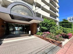 ローズハイツ横浜西口 建物画像1