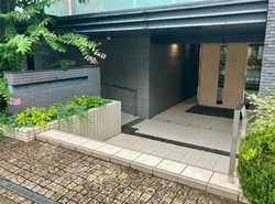 リストレジデンス桜新町 建物画像1