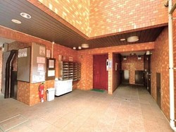 ニックハイム千歳烏山 建物画像1