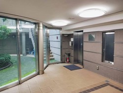 朝日ラ・パリオ中野上高田 建物画像1