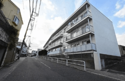 上馬マンション(弦巻2) 建物画像1