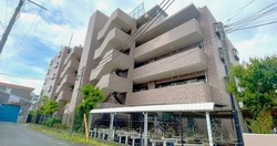 ルピナス綱島弐番館 建物画像1