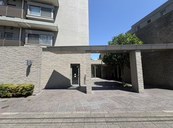 ルフォン世田谷 建物画像1