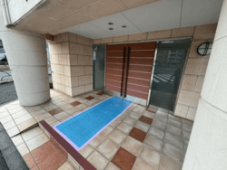 スターロワイヤル三軒茶屋 建物画像1