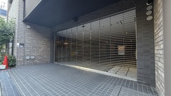 イニシア横浜桜木町 建物画像1