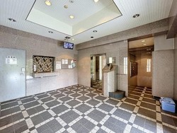 ルイシャトレ大倉山 建物画像1