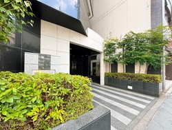 ファミール赤羽ラ・ヴィーヌ 建物画像1