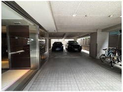スパシエ新中野カステール 建物画像1