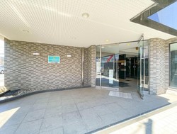 ラウレス川崎 建物画像1