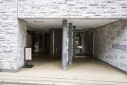 プレシス上野リュクス 建物画像1