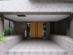 チサンマンション千石 建物画像1