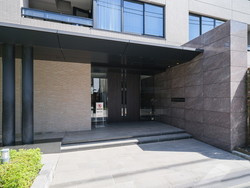 ウエリス代沢 建物画像1