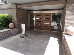 ライオンズマンション日本橋浜町 建物画像1