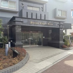 サニーコート上野 建物画像1