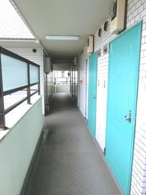 ハイタウン駒沢公園 廊下