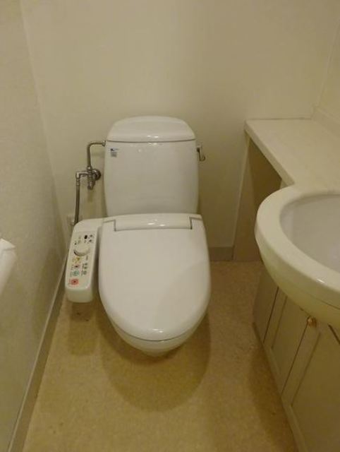 ロワイヤル松濤 トイレ