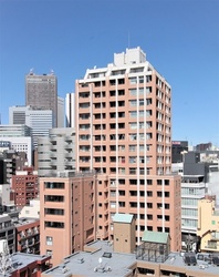 ファミール新宿グランスィートタワー 建物画像1
