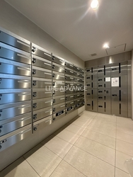 ディアレイシャス三軒茶屋 建物画像1