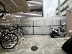 ディアレイシャス三軒茶屋 建物画像1