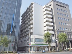 ニューライフ新宿 建物画像1