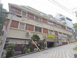 西新宿カーネルマンション 建物画像1